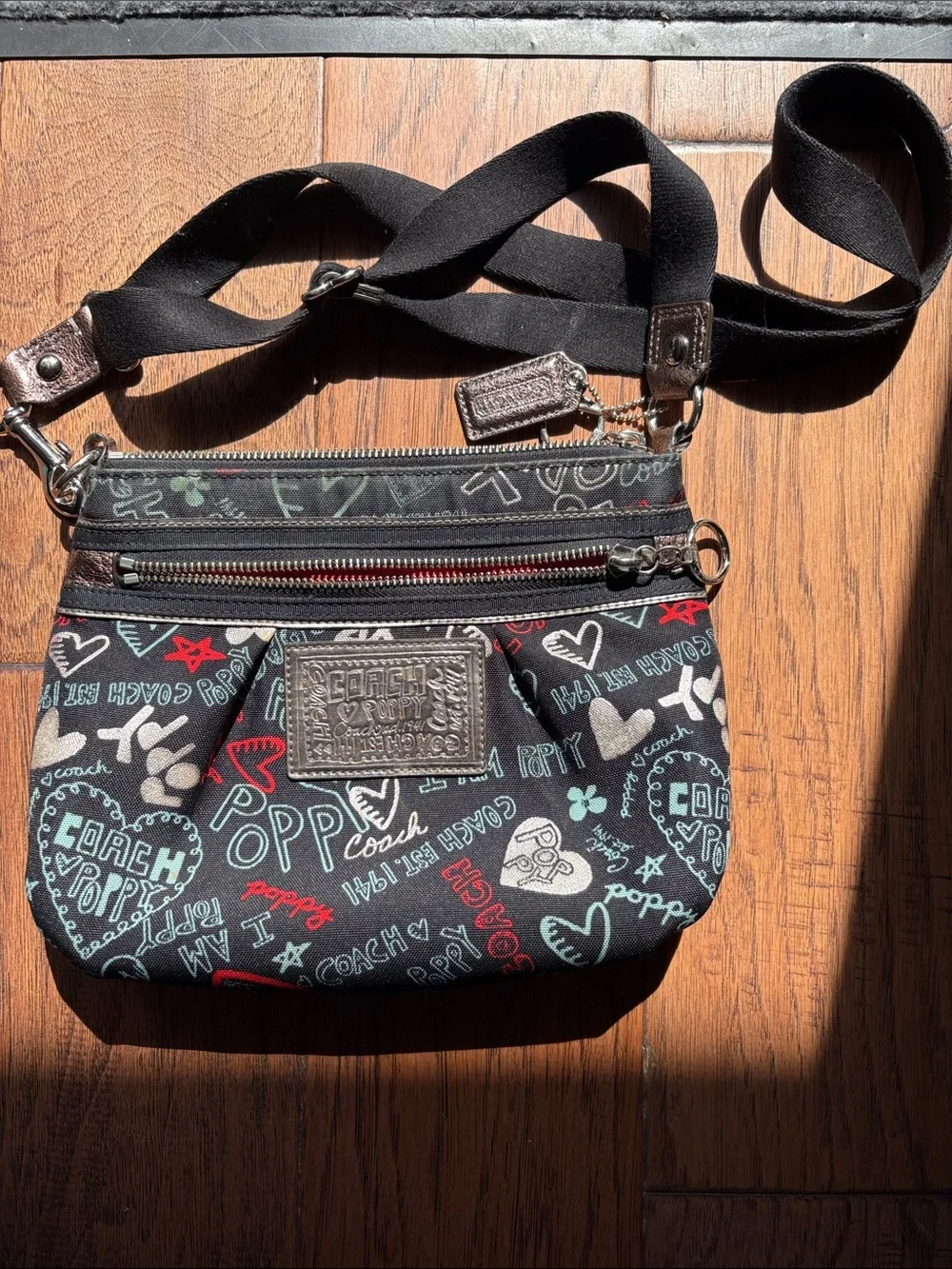 Coach Poppy Vintage Purse-Great Condition 🌹